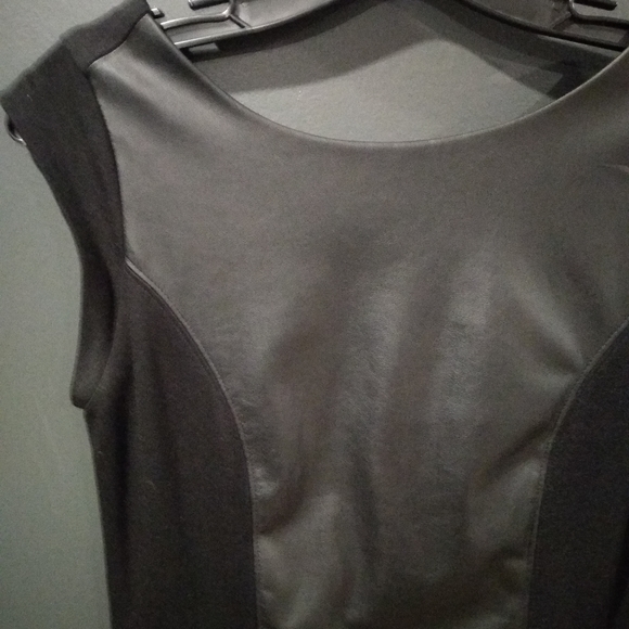 Smart Set black Mini dress with faux leather - Picture 3 of 3